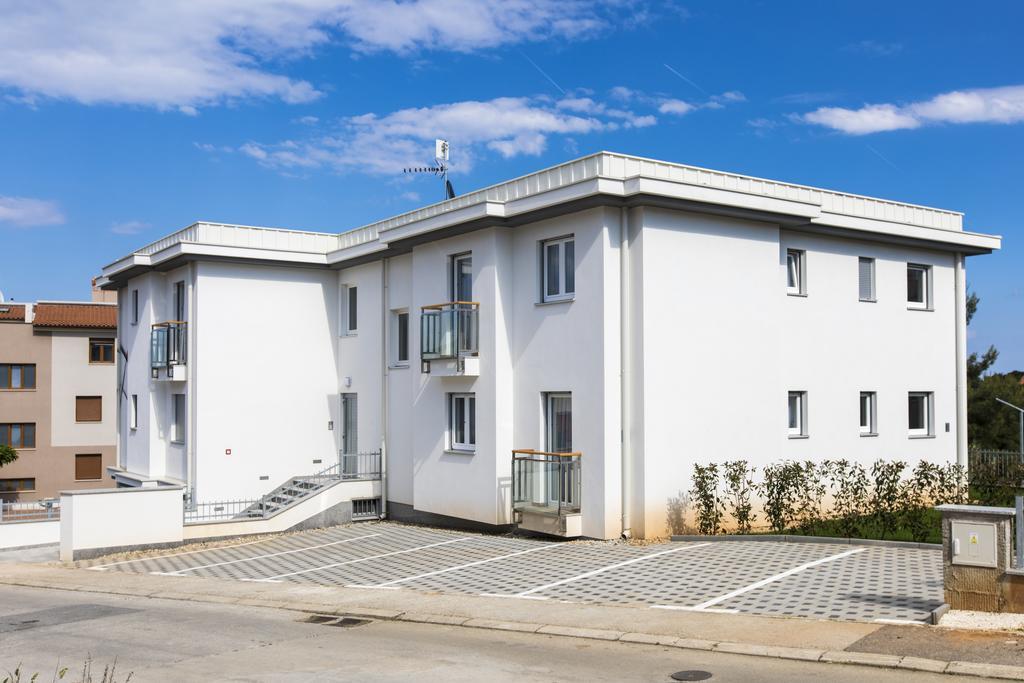 Viras Luxury Holiday 프레멘투라 외부 사진